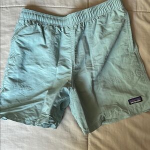 Patagonia boys XL “baggies” short/swimshorts.